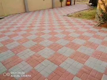 Interlocking paved driveway